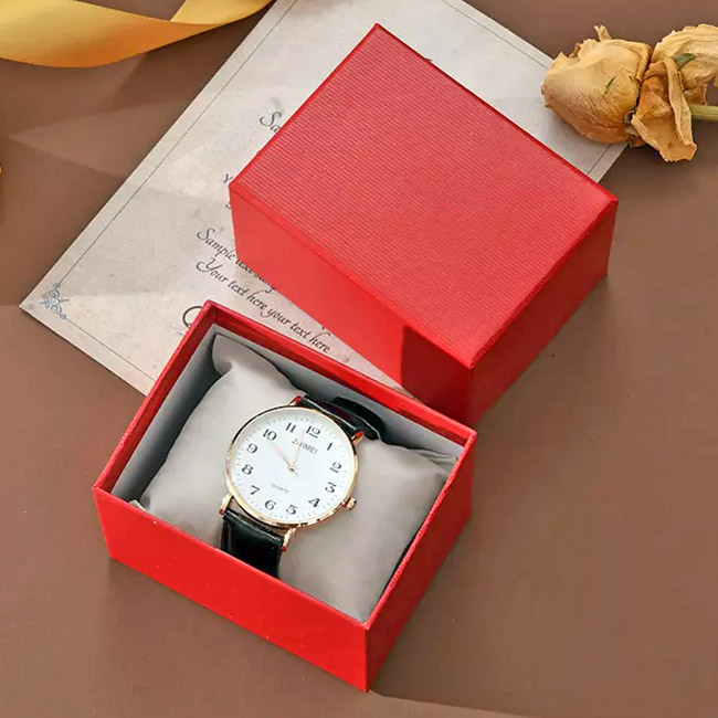 In hộp giấy đựng đồng hồ