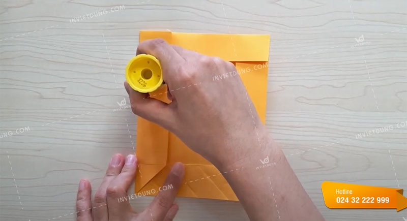 Cách gấp hộp giấy đựng bút có nắp bước 6