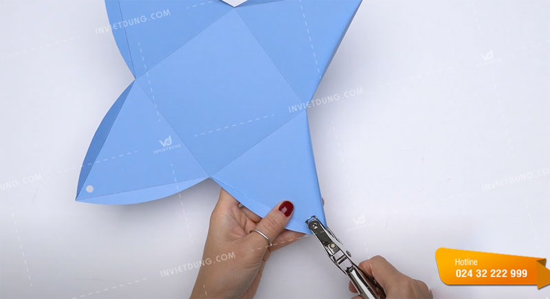 Cách làm hộp giấy đựng quà hình kim tự tháp bước 6