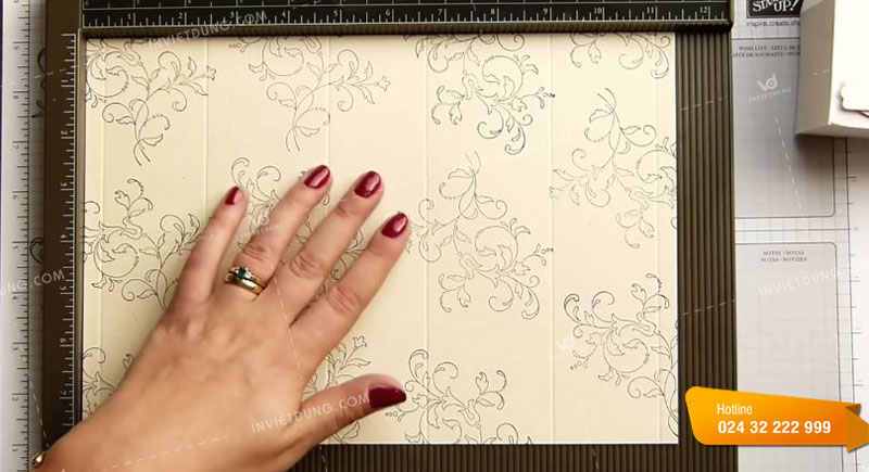 Cách gấp túi giấy handmade tại nhà đơn giản bước 1