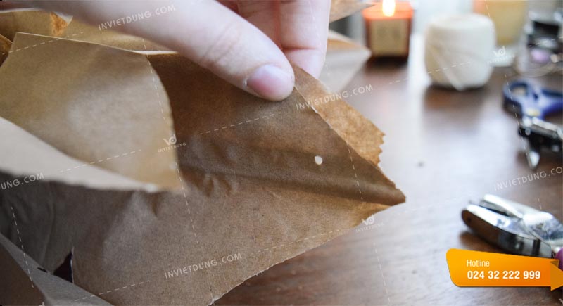 Gấp và dán túi giấy