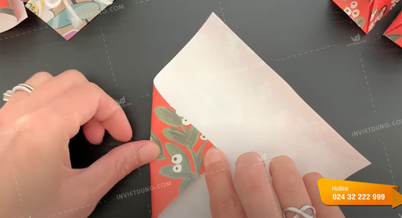 Cách gấp túi giấy mini tại nhà đơn giản bước 2