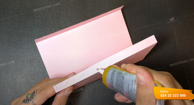 Gấp phần vỏ hộp bước 4