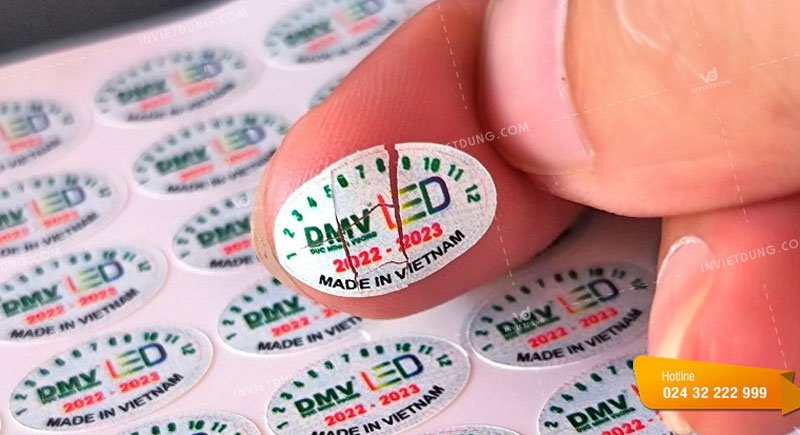 Mẫu tem niêm phong dán hộp thuốc được làm từ chất liệu decal vỡ