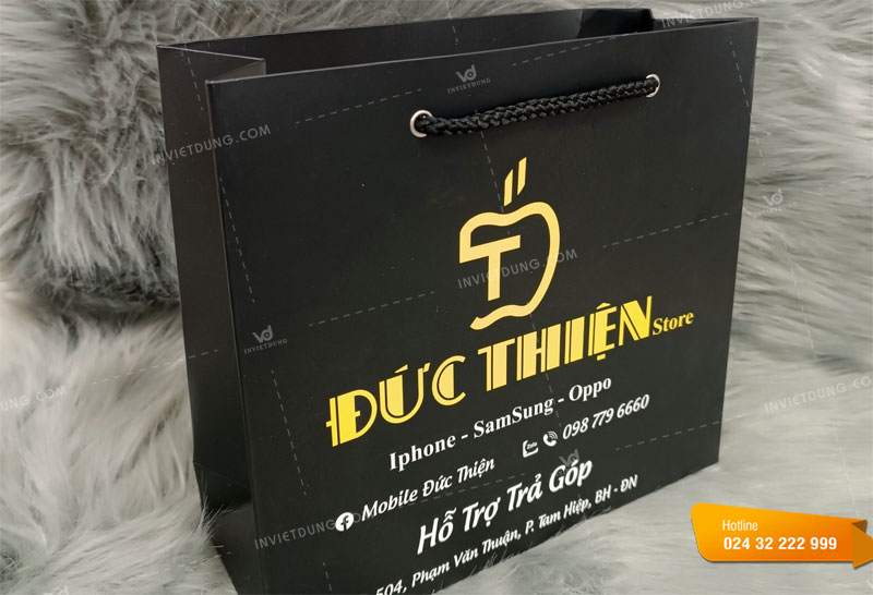 Mẫu túi giấy đựng điện thoại cửa hàng Đức Thiện Store