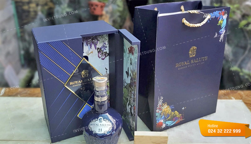 Mẫu túi giấy đựng rượu Royal Salute