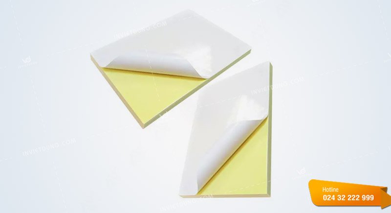 Giấy decal là chất liệu gì?