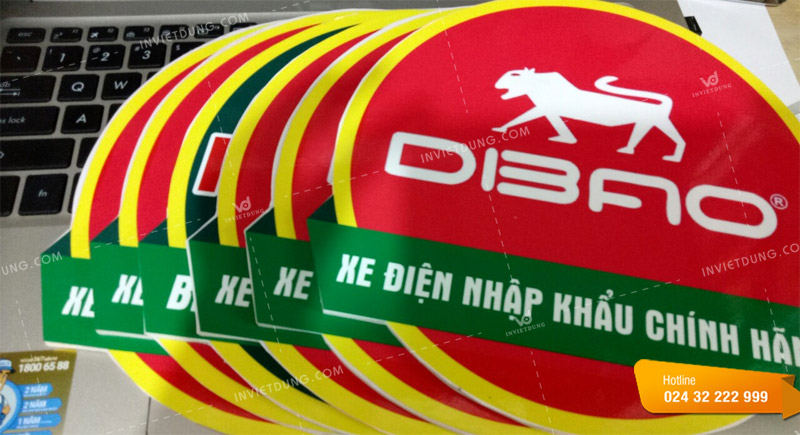 Mẫu decal dán formex cho cửa hàng xe điện
