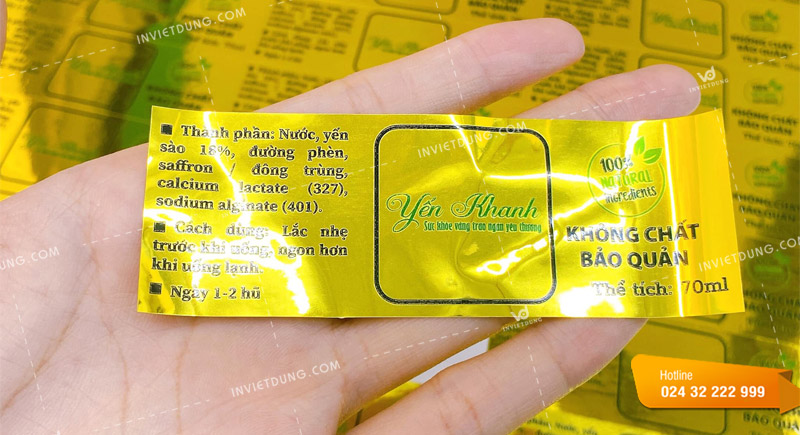 Mẫu decal nhũ vàng