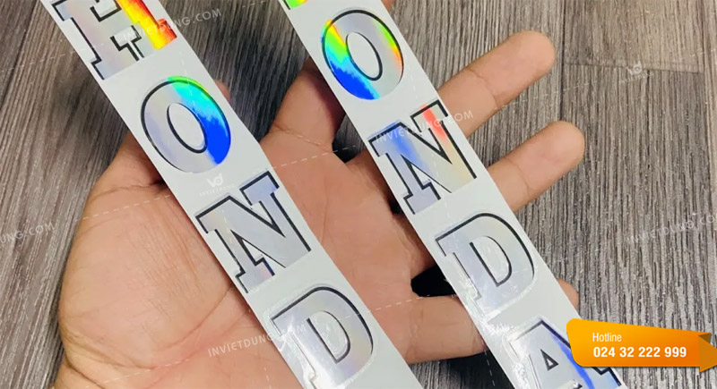 Mẫu decal phản quang dán xe
