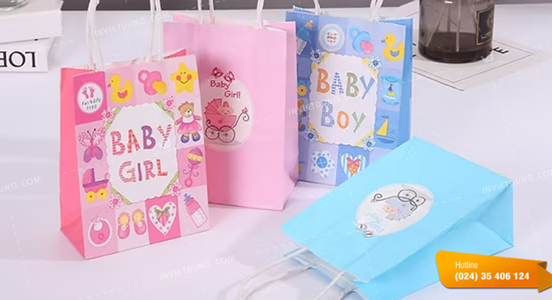 Mẫu túi giấy đựng quần áo trẻ em