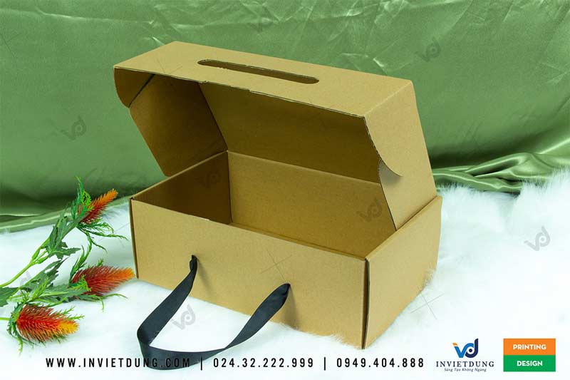Mẫu hộp carton đựng quần áo
