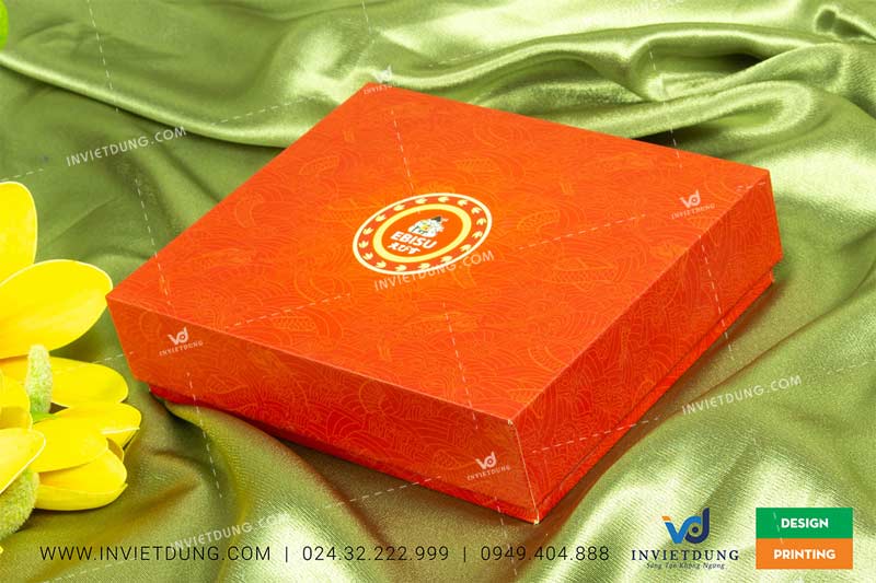 Mẫu hộp được phủ uv toàn phần