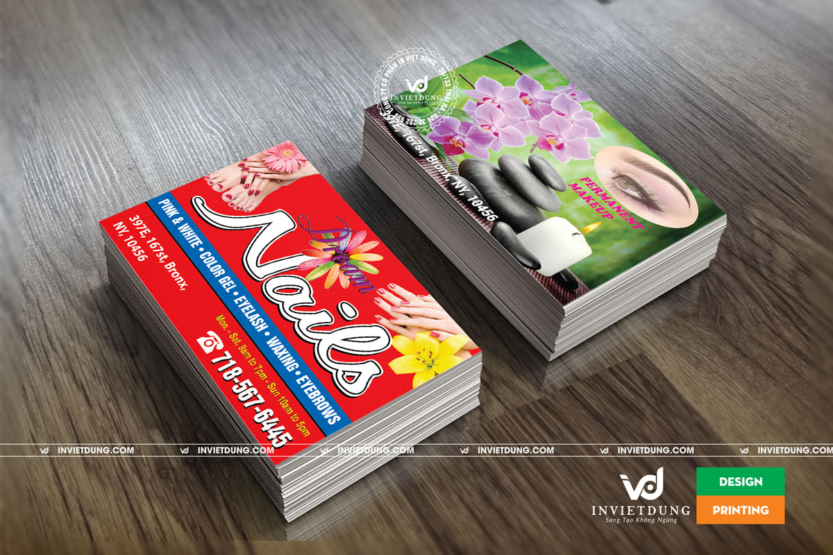 In card visit tiệm Nails có địa chỉ New York