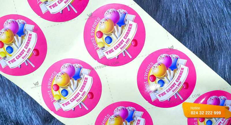 In sticker dán hộp kẹo đẹp và độc đáo, thu hút từ lần nhìn đầu tiên