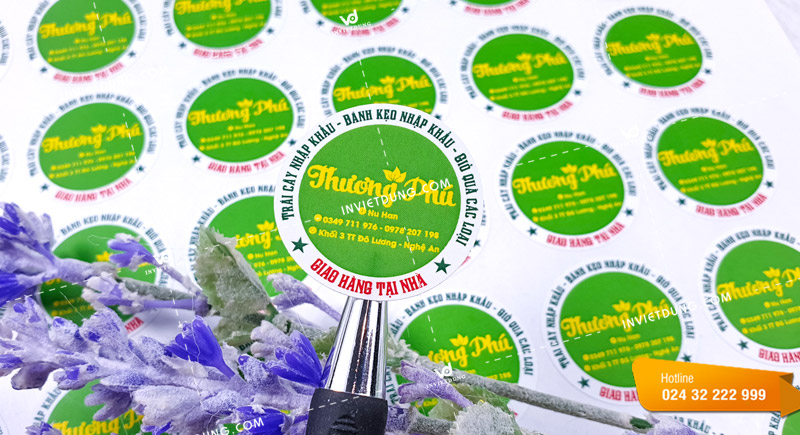 In decal dán hộp bánh kẹo cho công ty Thương Phú