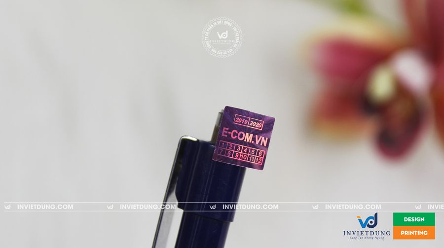 Mẫu tem 7 màu holoram Ecom
