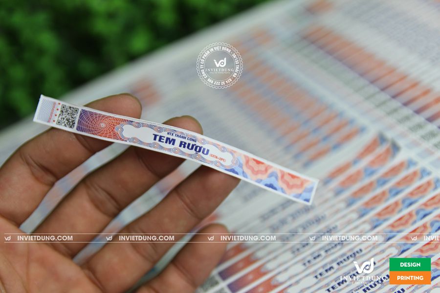In tem sản phẩm rượu