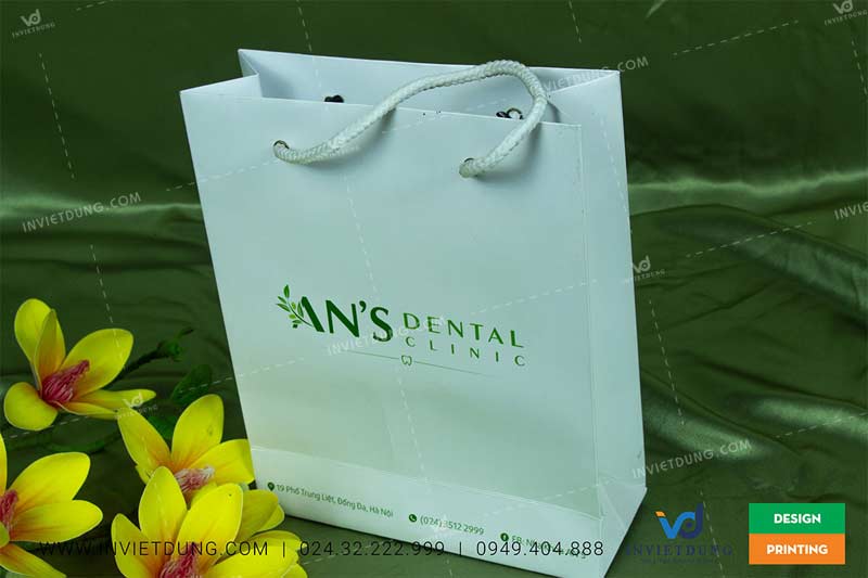 Mẫu túi giấy nha khoa An's Dental Clinic sang trọng