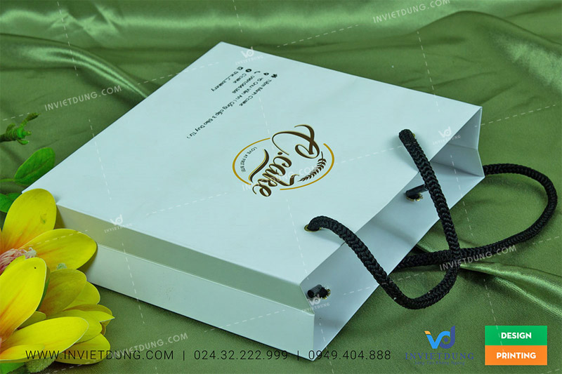 in túi đựng hàng bằng giấy đẹp và sang trọng