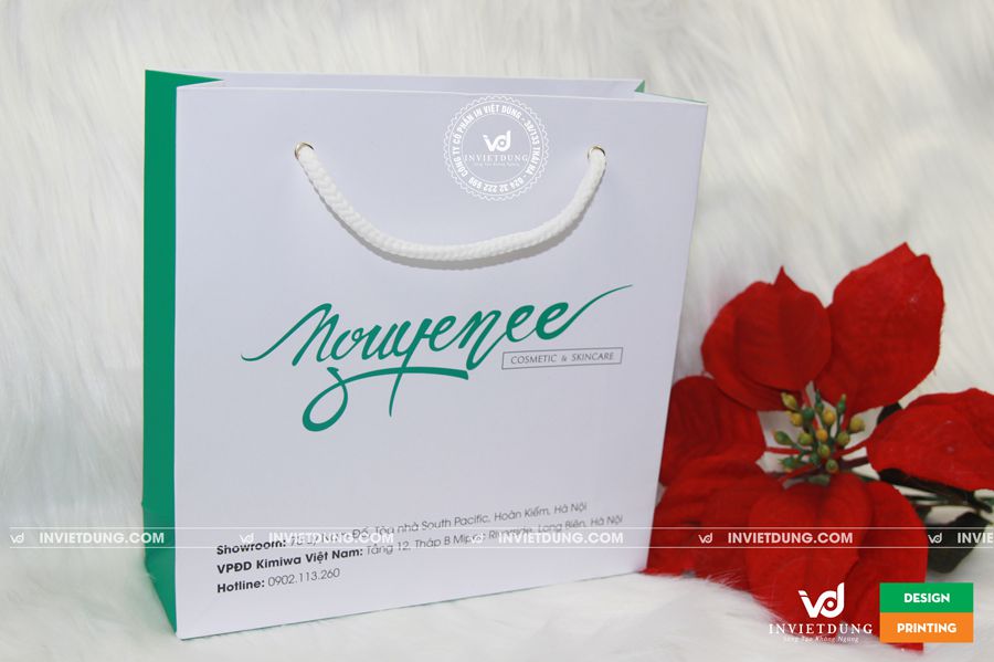 In túi giấy cho shop thời trang đẹp và chuyên nghiệp